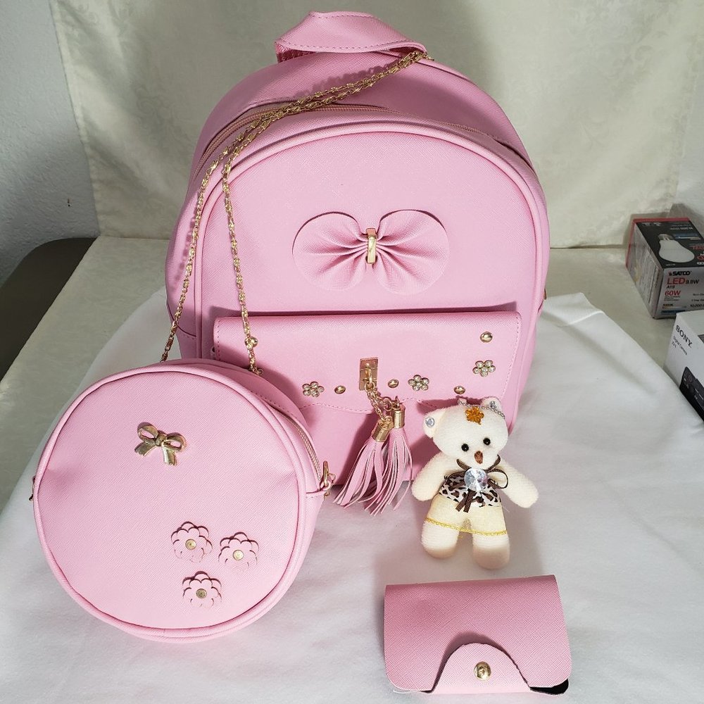 Kids's backpacks set